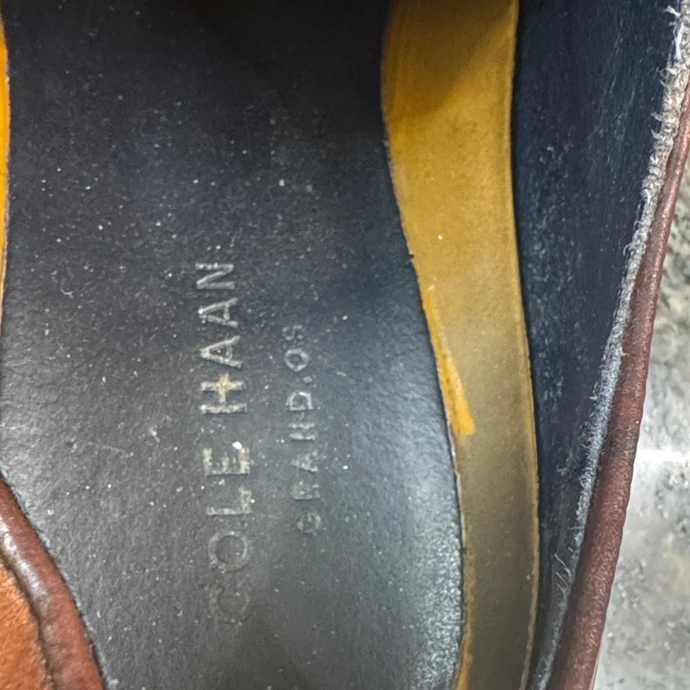 Cole Haan Grandos Brown Leather Oxfords EUC 8.5
